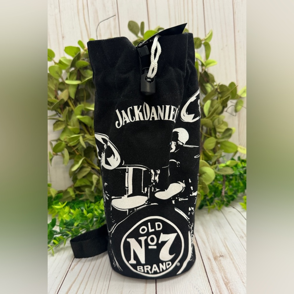 Jack Daniel’s # 7 Black & White Cinch Sack NWT